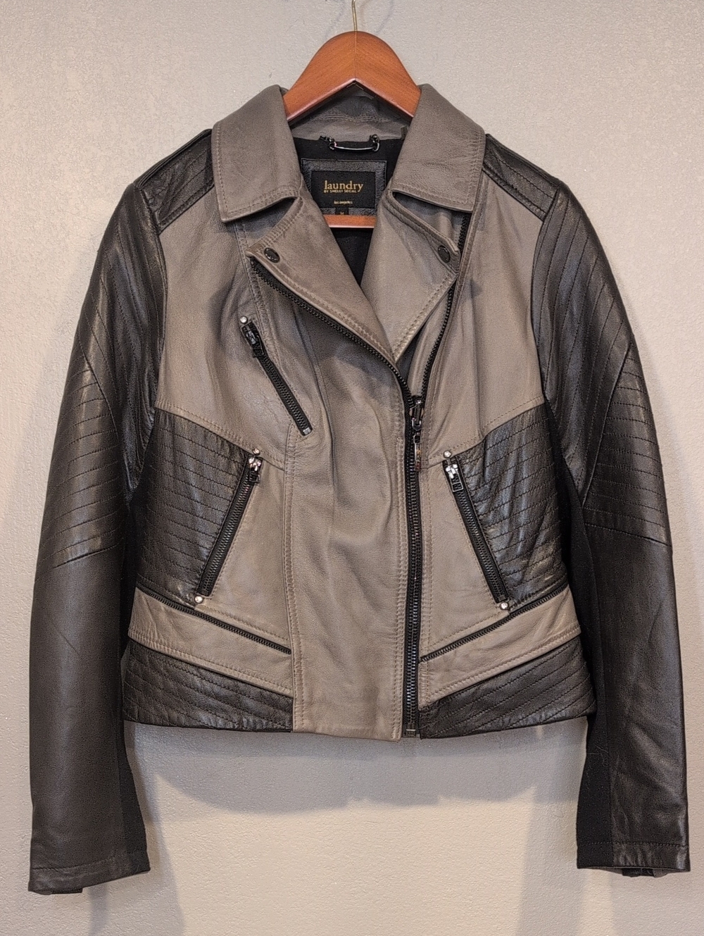 Laundry By Shelli Segal Two-Tone Gray and Black 100 % Leather Moto Jacket
